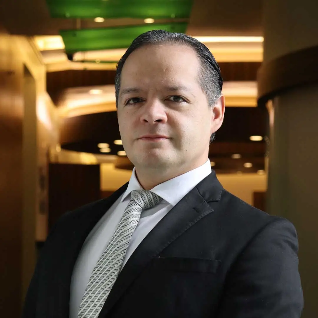 Dr. Pablo Necoechea